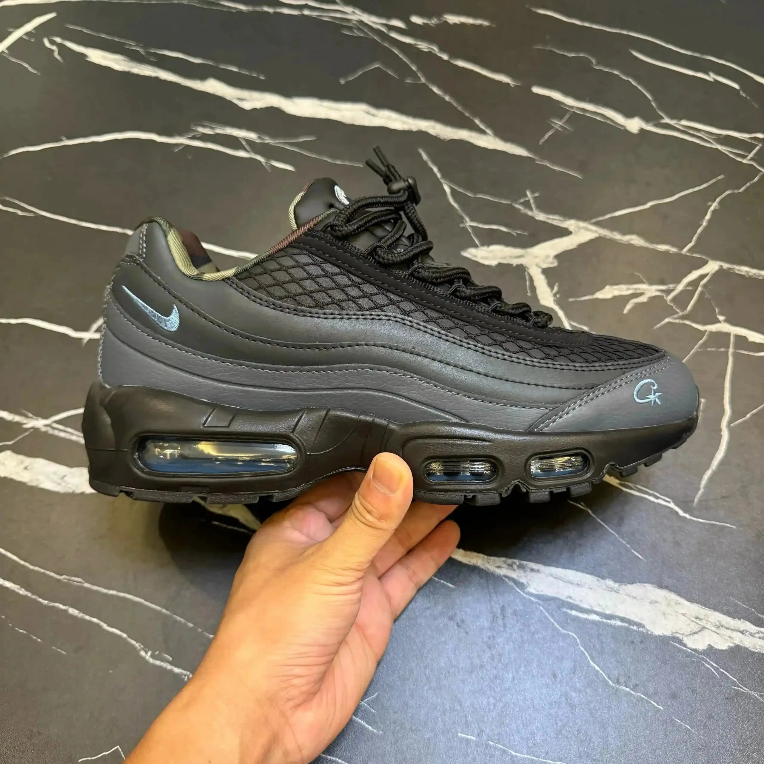 Nike Air Max 95 Sneakers 2